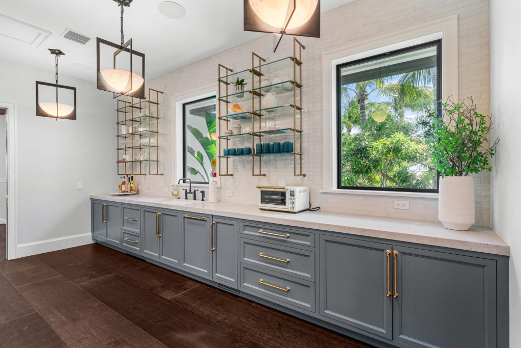 4 Beachway North, Ocean Ridge — 7-bed, 7.5-bath custom home by Beachfront Builders (photo 16 of 87)