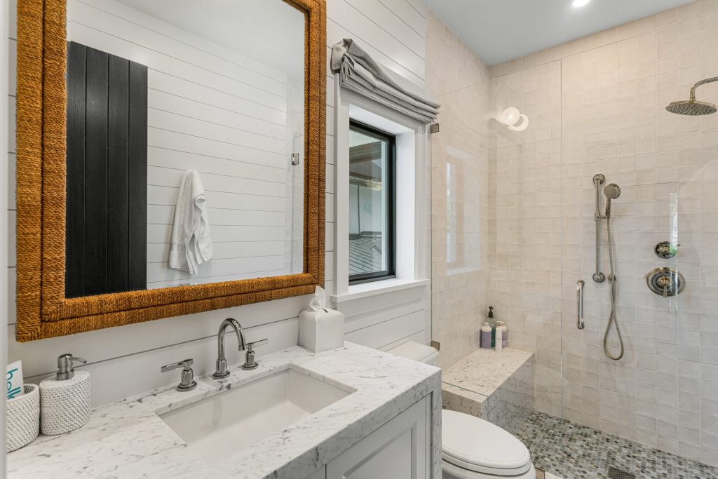 4 Beachway North, Ocean Ridge — 7-bed, 7.5-bath custom home by Beachfront Builders (photo 18 of 87)