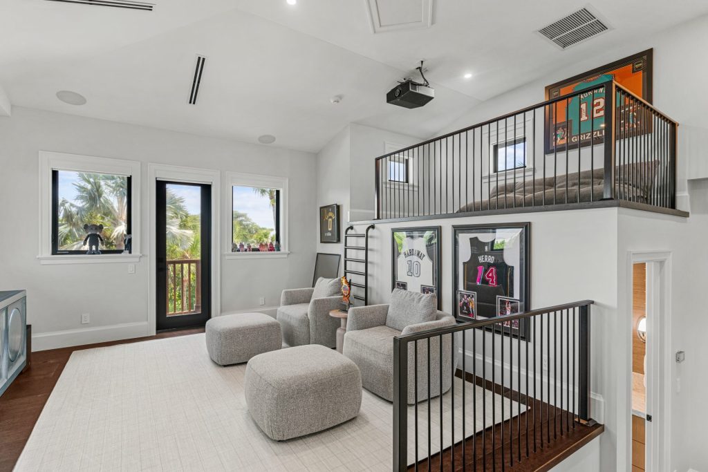 4 Beachway North, Ocean Ridge — 7-bed, 7.5-bath custom home by Beachfront Builders (photo 24 of 87)