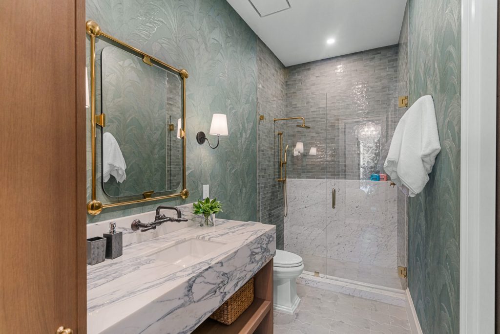 4 Beachway North, Ocean Ridge — 7-bed, 7.5-bath custom home by Beachfront Builders (photo 4 of 87)