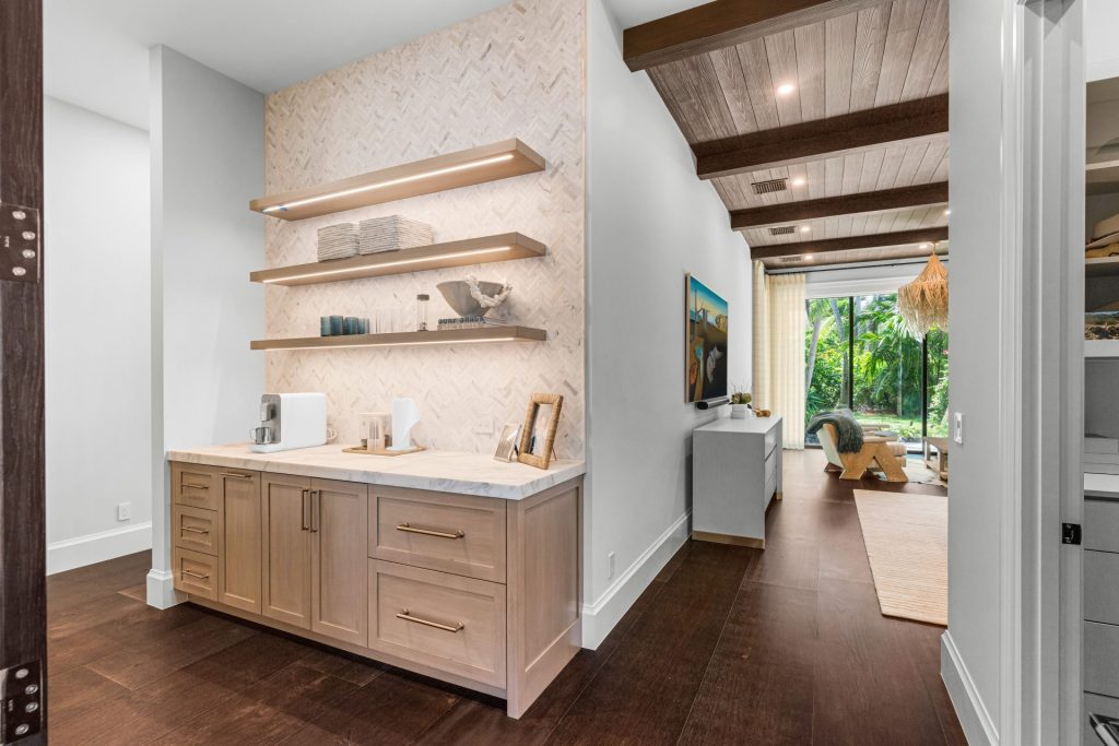 4 Beachway North, Ocean Ridge — 7-bed, 7.5-bath custom home by Beachfront Builders (photo 5 of 87)