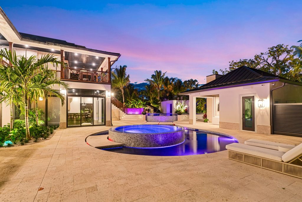 4 Beachway North, Ocean Ridge — 7-bed, 7.5-bath custom home by Beachfront Builders (photo 10 of 87)