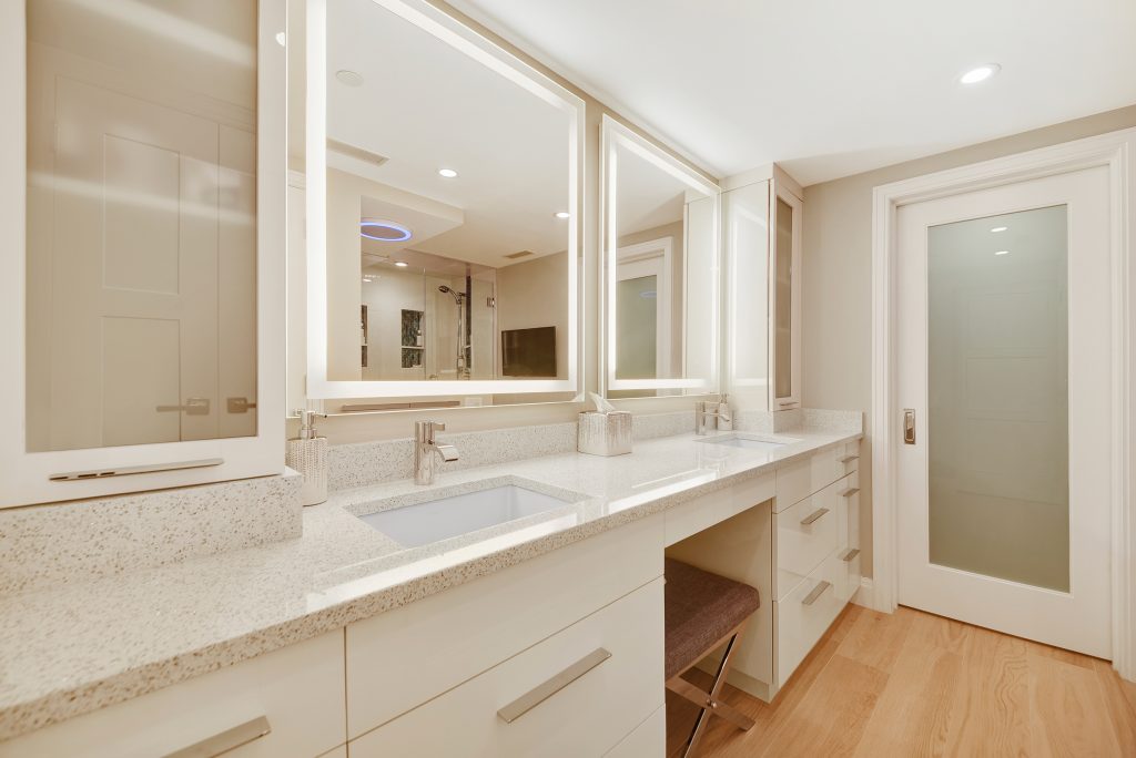 Beachfront Condo Remodel with a VIEW — image 10