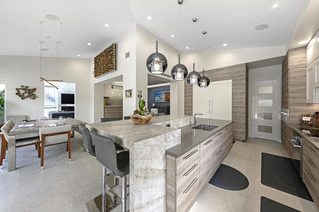 Waterfront New Build: Tropic Isle — image 18