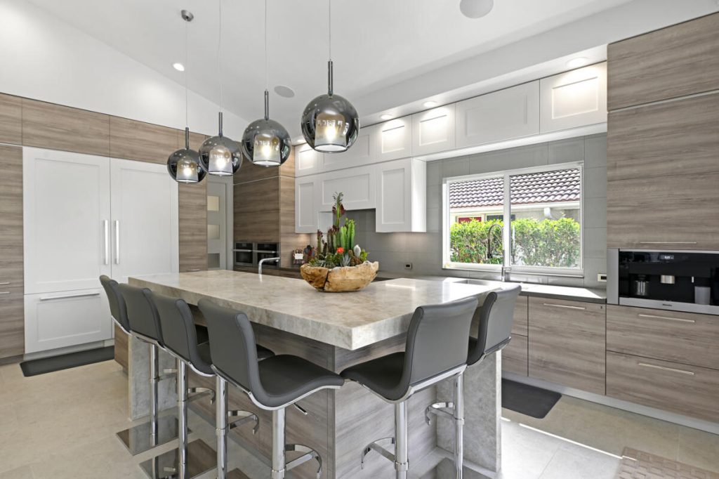 Waterfront New Build: Tropic Isle — image 20
